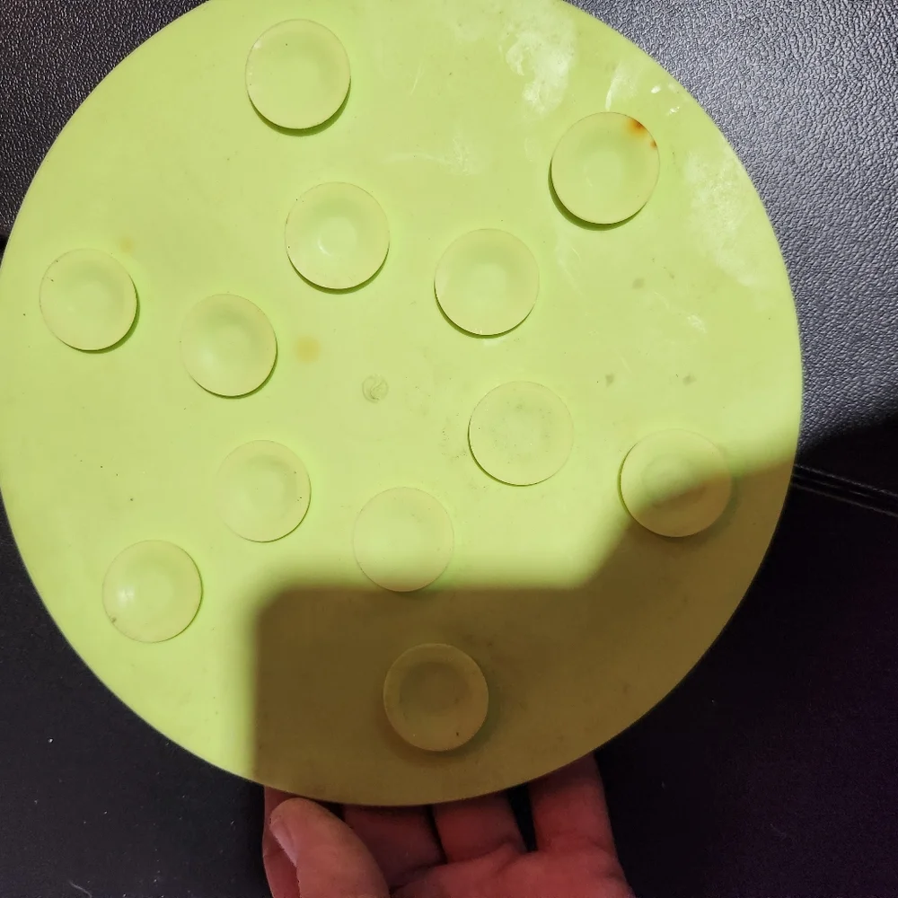 Dog peanut butter licking mat